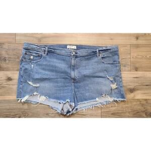Abercrombie and Fitch The Mom Short Womens  37/24 High Rise Distressed Hem Denim